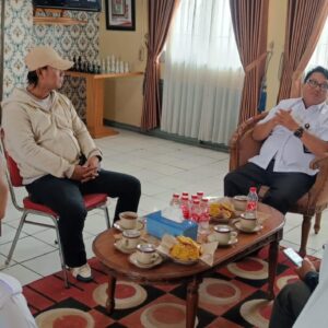 Kepala Lapas Tegal dan DPRD Kota Tegal Fraksi PKS Koordinasikan Senam Pagi Bersama Warga Binaan