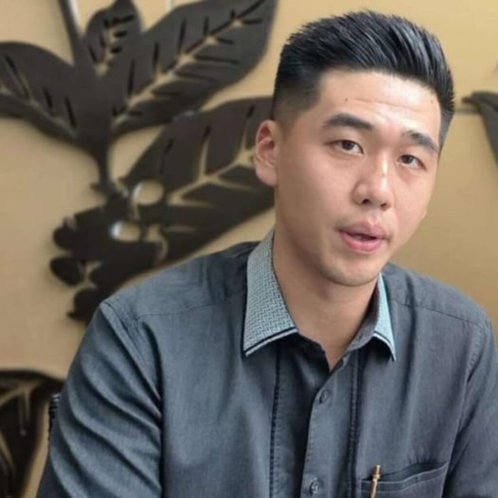 Tertunduk dan Diborgol, Bimas Nurcahya Segera Diadili Perkara Kekerasan Seksual, Billy Handiwiyanto Apresiasi Kepolisian.