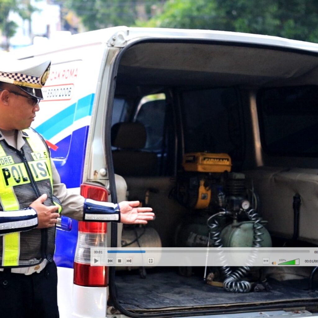 Antisipasi Kendaraan Mogok Saat Nataru, Satlantas Polres Gresik Turunkan Mobil KELINGAN AMAN