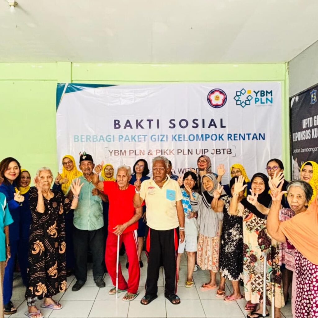 Peringati HUT ke-26 PIKK, YBM PLN dan PIKK PLN UIP JBTB Hadirkan Kebahagiaan bagi Lansia di Griya Werdha Jambangan