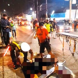 Motor Tabrak Truk Wing Box di Depan PT Kapal Api Gilang, Pengendara Motor Asal Gilang Luka Berat di Kepala