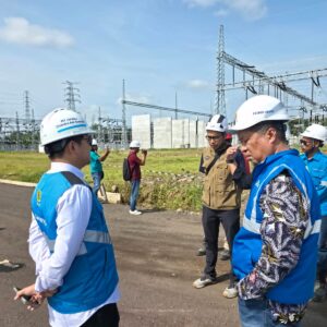 PERCEPAT HADIRKAN LISTRIK HANDAL UNTUK RAKYAT, GM PLN UIP JBTB TINJAU KESIAPAN GITET 500 KV KALIPURO DI PENGHUJUNG TAHUN