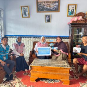 Hadir Lebih Dekat dengan Pelanggan, PLN Icon Plus Berikan Kejutan Spesial Hari Ibu bagi Para Pelanggan Loyal ICONNET di Jawa Timur