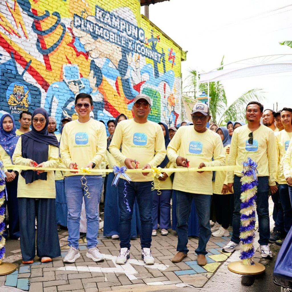 Perkuat Layanan Digital dan Ekonomi Desa, Kolaborasi PLN Icon Plus dan PLN UP3 Sidoarjo Hadirkan Kampung PLN Mobile x ICONNET