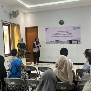 YBM PLN UIP JBTB Dorong Pemberdayaan Ibu-Ibu Ketintang Lewat “Ramaniya Crafter”