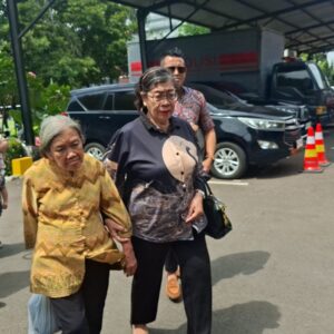 Diam-diam Ke Ditreskrimum, Nenek Elina Diperiksa Kasus Dugaan Pemalsuan Dokumen Tanah