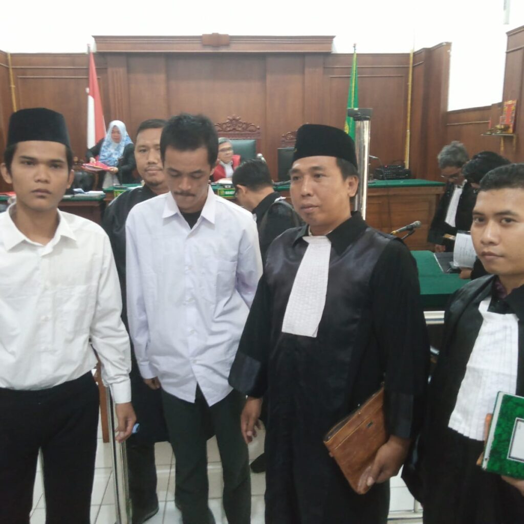 Majelis Hakim Perintahkan JPU Panggil Paksa Kadisdik Aris Agung Peawai