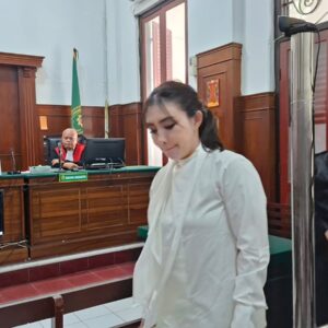 Pledoi Terdakwa KDRT Psikis Vina Ditolak Jaksa, Ancaman Penjara di Depan Mata!