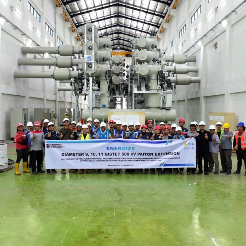 Hadirkan Listrik Andal untuk Rakyat, PLN UIP JBTB Berhasil Energize GISTET 500 kV Paiton Extension dan SUTET 500 kV PEC – Paiton Ext.