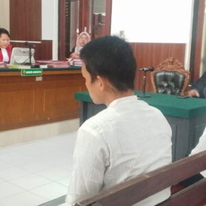 Terbukti Edarkan Uang Palsu, Residivis Kasus Penipuan Dihukum 28 Bulan Penjara