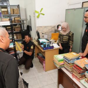 Kejati Jatim Geledah PD Taman Satwa Kebun Binatang Surabaya, Usut Dugaan Korupsi Keuangan