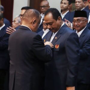Kukuhkan Pengurus KONI Jatim 2025–2029, Marciano Norman Targetkan Prestasi Nasional Meningkat