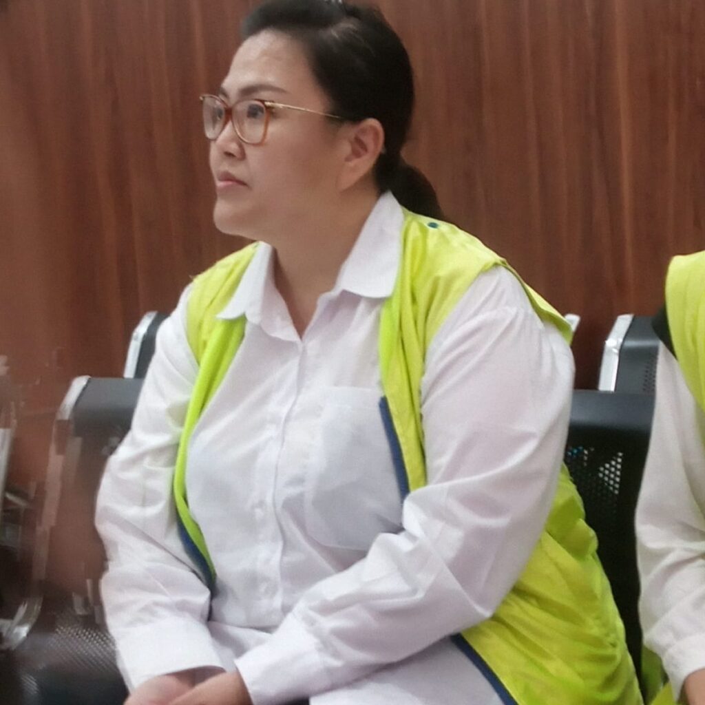 Vera Mumek Pemilik Toko Modern V’mart Diseret Ke Meja Hijau.