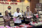 Polda Jawa Timur Bongkar Dua Kasus Sabu Hampir 33 Kilogram, Kurir Ditangkap dan Satu DPO, Aset Rp55 Miliar Disita