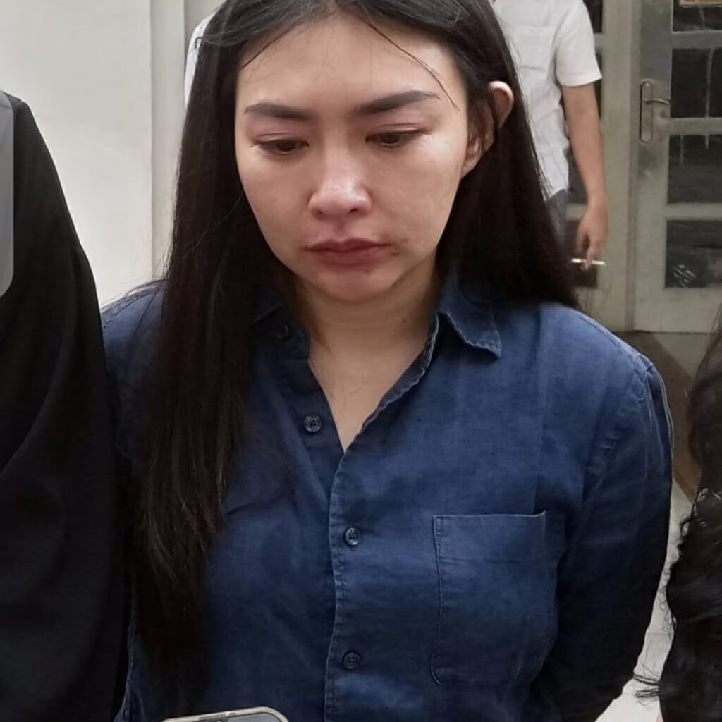 Niat Jahat ‘Peras Suami’ Terbukti, Selebgram Vinna Natalia Divonis 4 Bulan Penjara