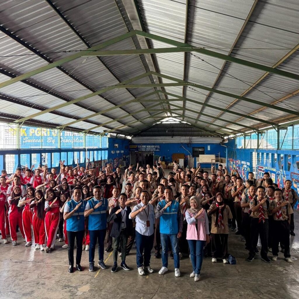 Kolaborasi PLN Icon Plus dan PLN Group Jatim Dukung Edukasi Industri di SMK PGRI 3 Malang