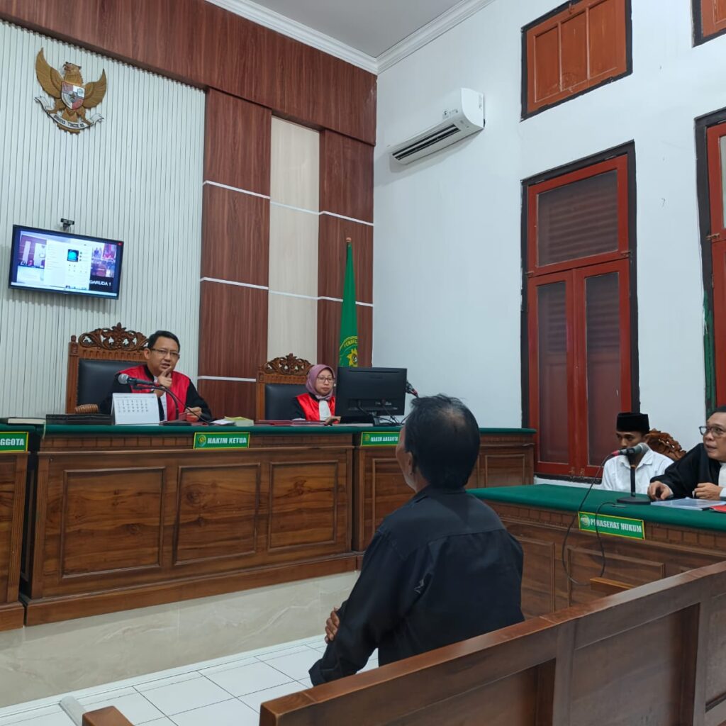 Sidang Kasus Ekstasi di PN Surabaya, Paman Terdakwa Bersumpah Supriyadi Tak Terlibat Narkoba