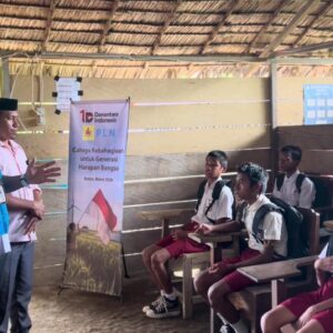 Sambut Hari Suci Nyepi, Danantara Indonesia dan PLN Salurkan 5.000 Paket Perlengkapan Sekolah ke Tiga Provinsi di Indonesia