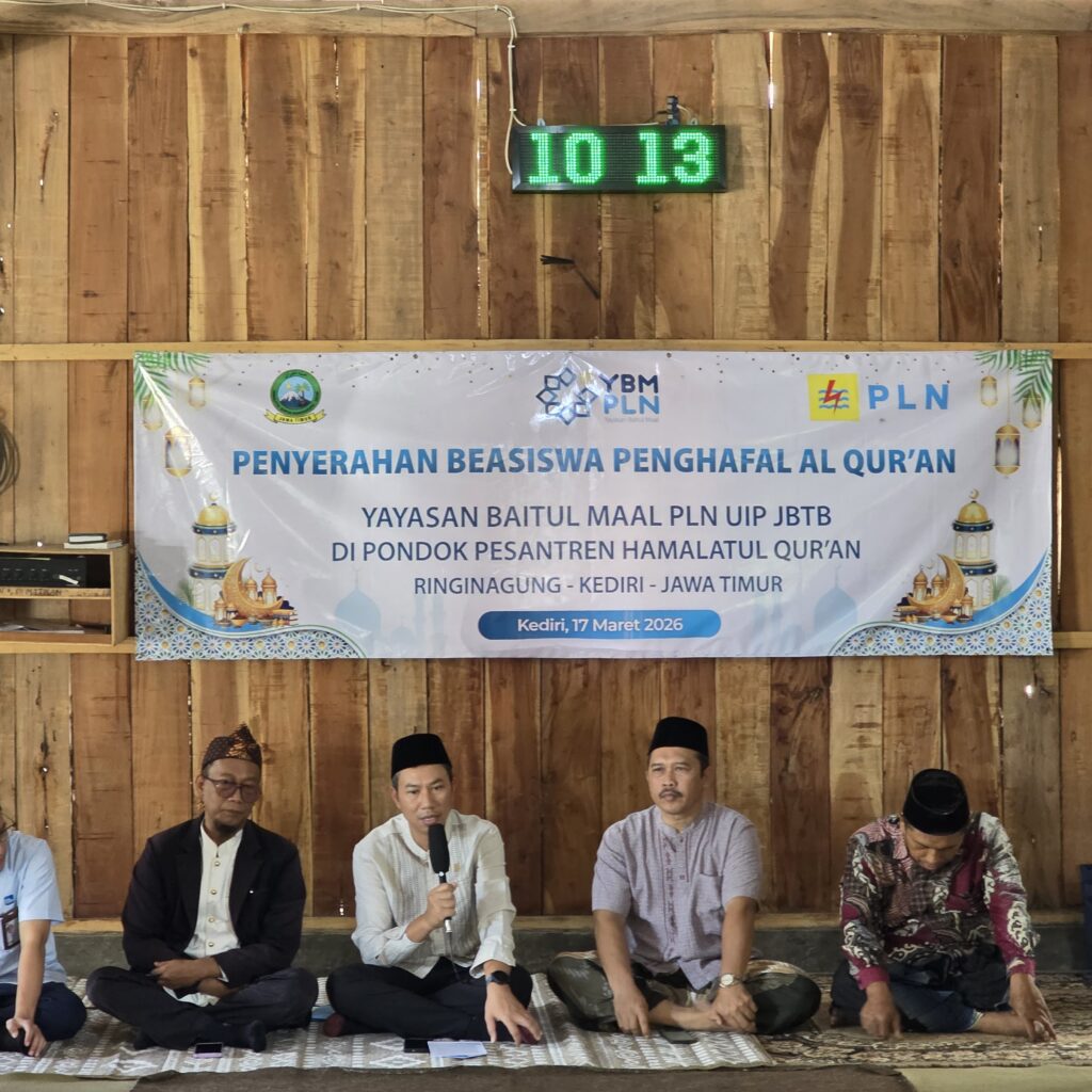 Terangi Hati di Hari Raya, PLN UIP JBTB Salurkan Beasiswa Hafidz Quran di Kediri