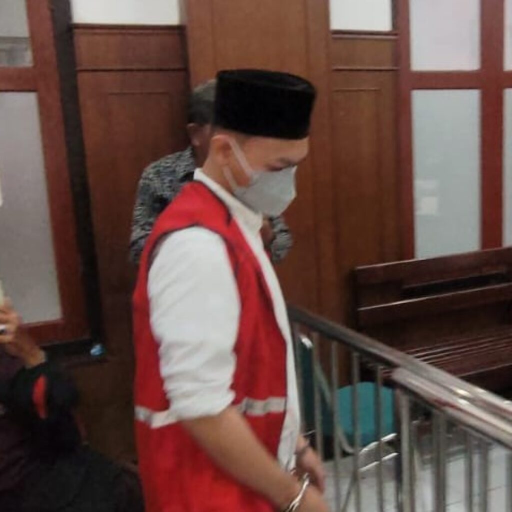 Iqbal Zidan Nawawi Divonis 2 Tahun 9 Bulan dalam Kasus Perlindungan Anak, Denda Rp250 Juta