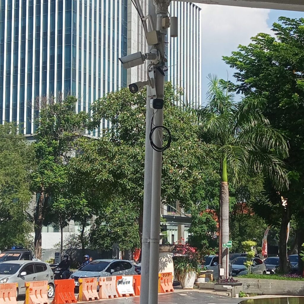 Pasca Aksi Penolakan Pengosongan, Pemasangan CCTV Baru di Kantor DKS Tuai Kritik Akademisi
