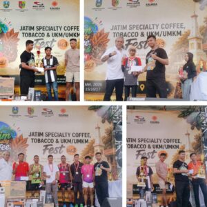Diguyur Hujan, Ribuan Warga Tetap Padati Jember Fun Run 5K dan Festival UMKM di Alun-Alun Jember