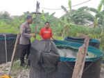 Polsek Kebomas Pantau Budidaya Lele di Desa Sekarkurung, Dukung Ketahanan Pangan Nasional