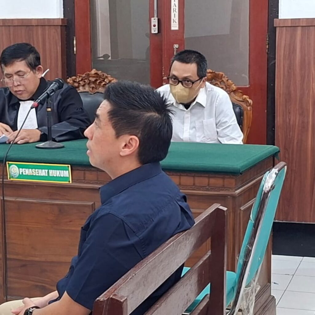 Sales Head UMC Surabaya Didakwa Gelapkan Uang Pembeli Suzuki Jimny Rp395 Juta