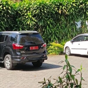 Mobil Dinas KPUD Jatim Terekam di Hotel Trawas Saat Jam Kerja, KPU Belum Beri Penjelasan