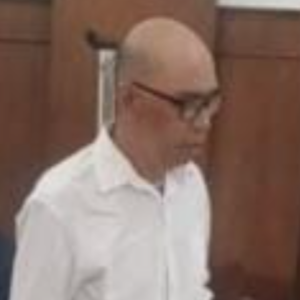Asyik Taruhan Togel-Roulette di Warkop Gayungsari, Erwin Terancam 1,5 Tahun Penjara